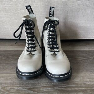 Women’s Dr. Martens White Leather Boots size 6